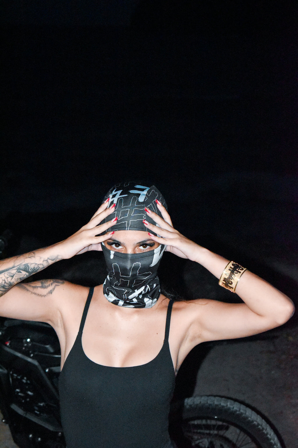 BLK $TAGGERED BALACLAVA